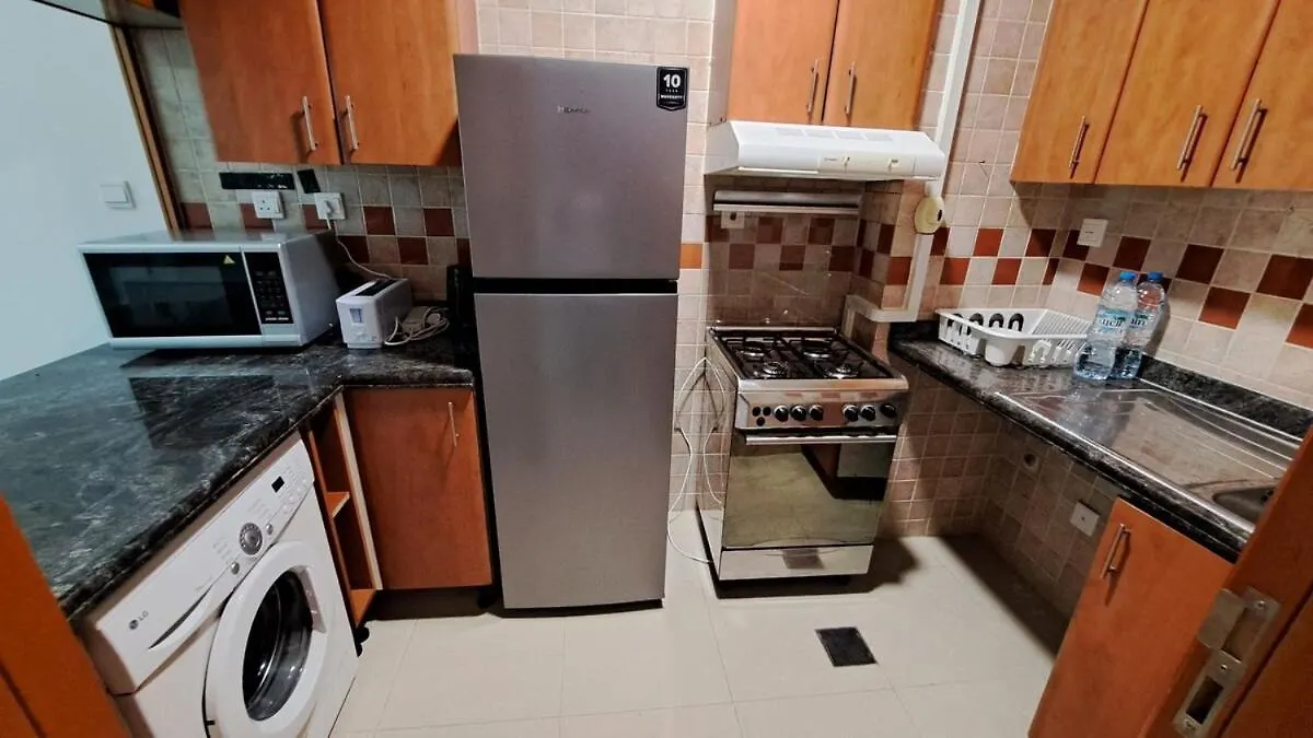 Garden Apartment In The Heart Of Dubai Marina
